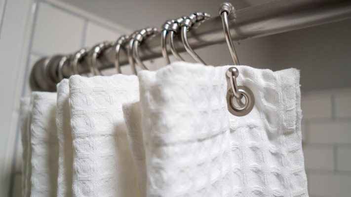 How To Put Up A Shower Curtain Rod