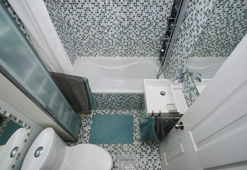 Ideas That Work For Small Bathrooms 1 Ideas That Work For Small Bathrooms